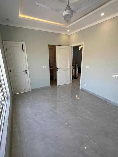British Designee 8 Marla House For Sale