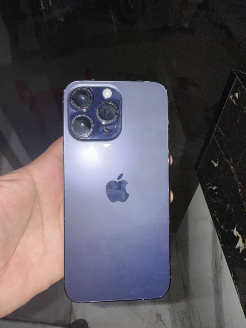 iPhone 14 Pro Max 4