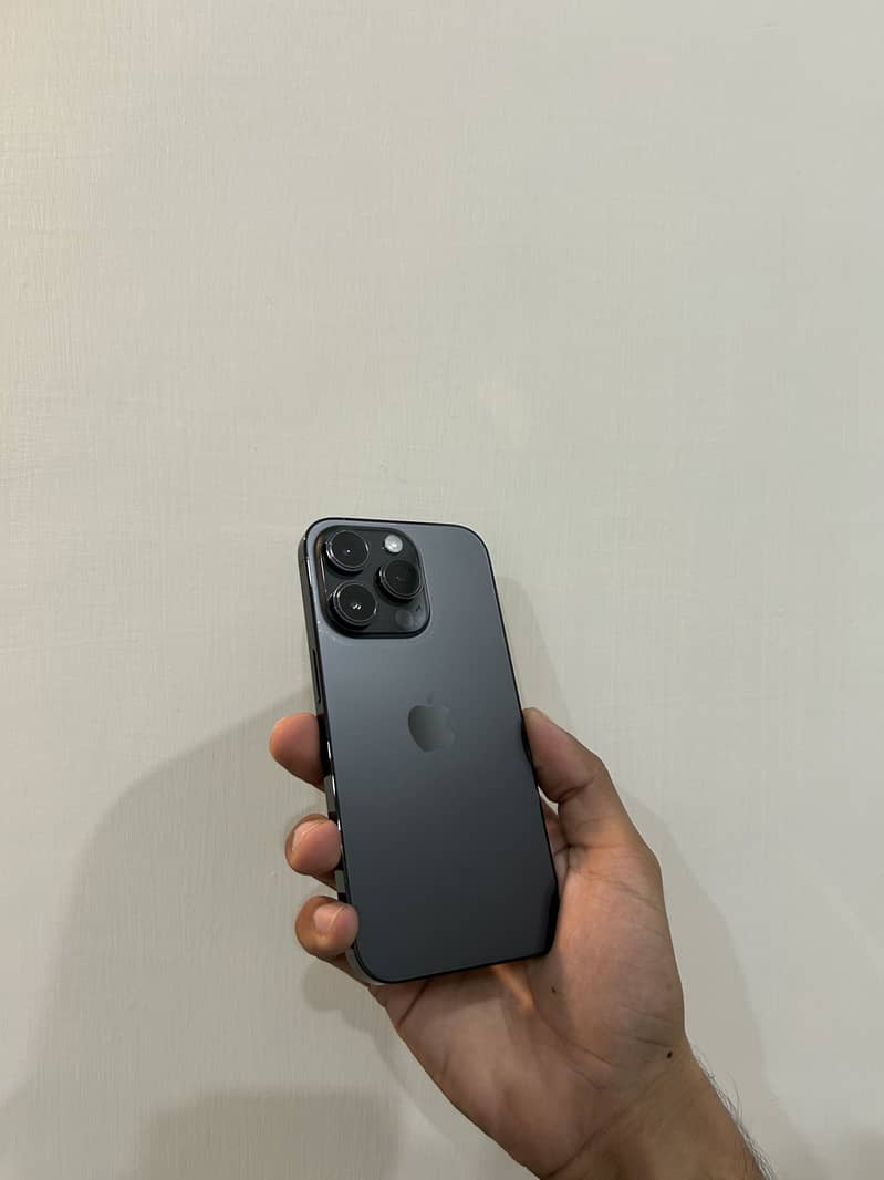 Apple iPhone 14 Pro 0