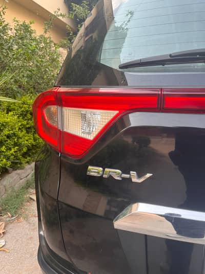 Honda BR-V 2018 Manual 100% Original Paint Mint Condition Like New