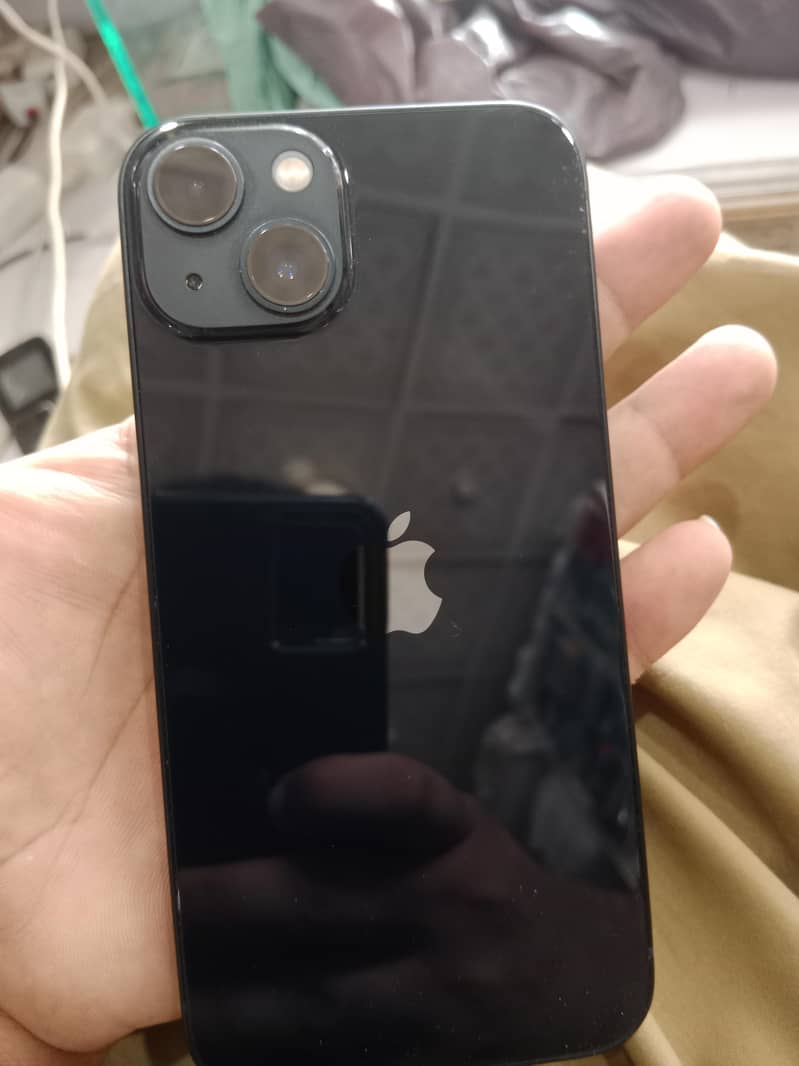 Apple iPhone 13 0