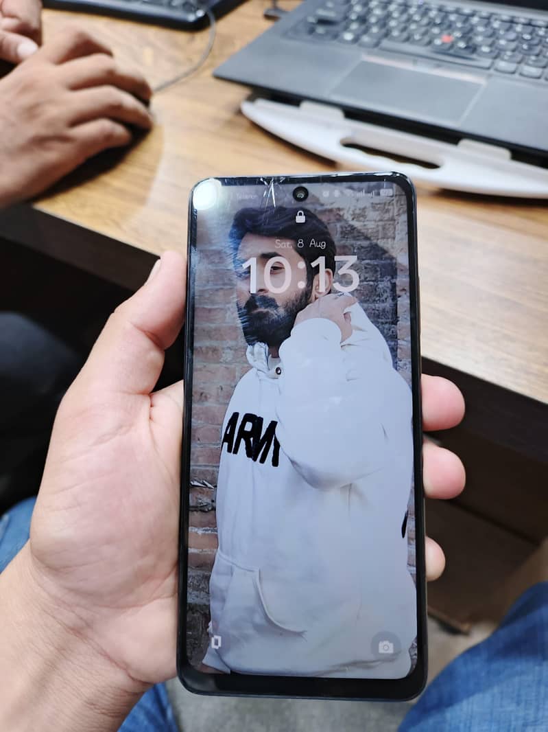 OPPO A60 1