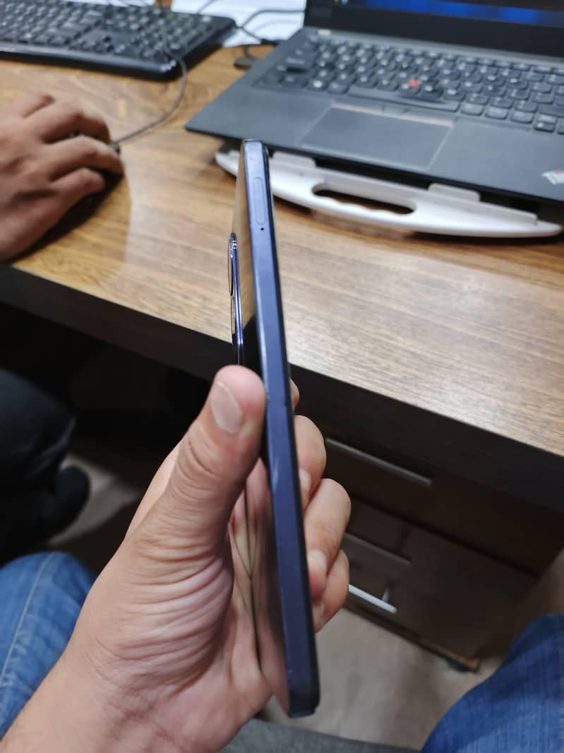 OPPO A60 2