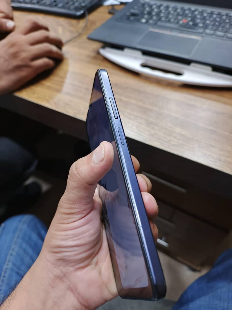 OPPO A60 3