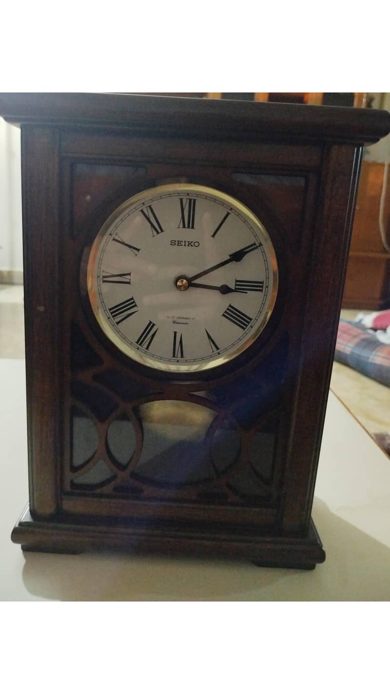clock available 1