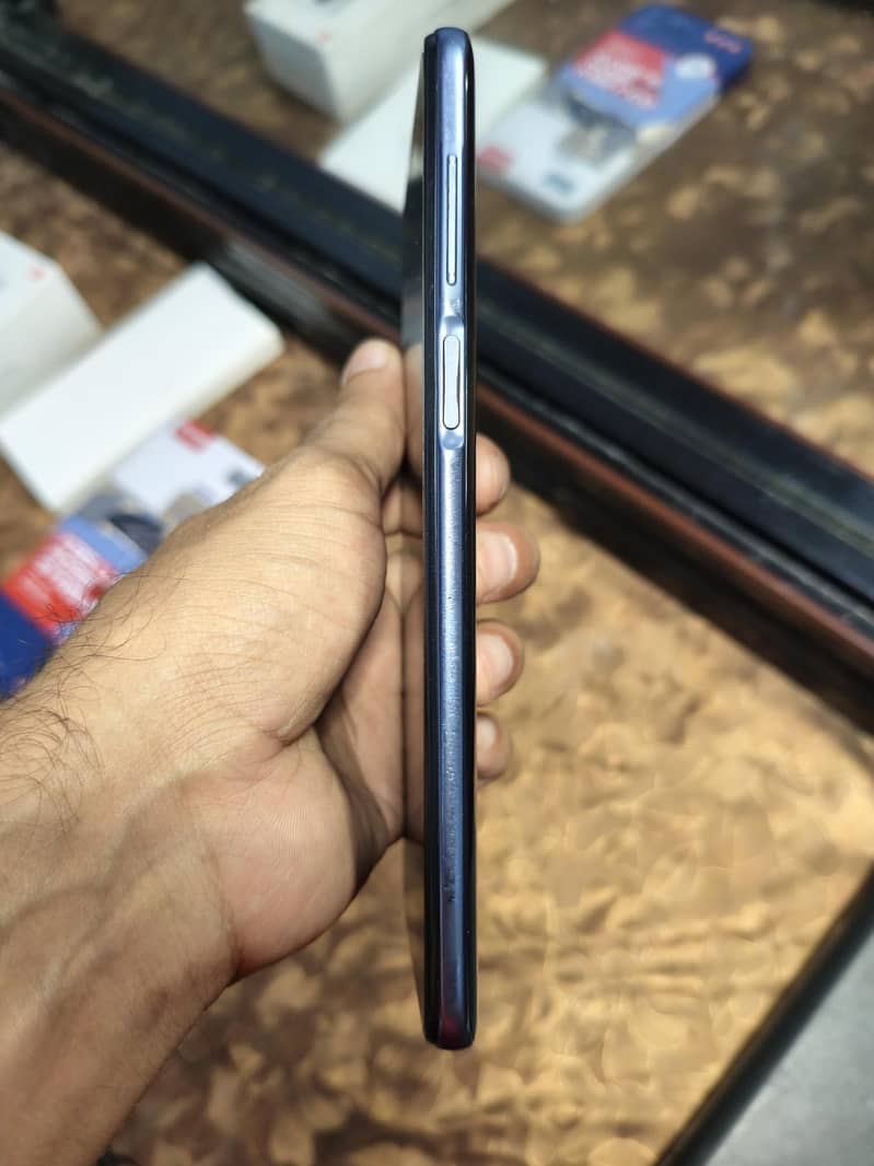 Xiaomi Redmi Note 9 Pro 4