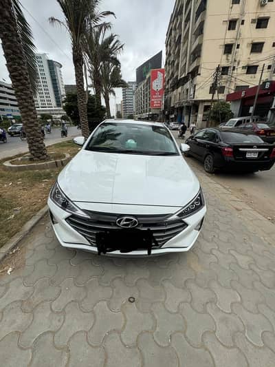 Hyundai Elantra GLS 2.0 BTR civic corolla vitz