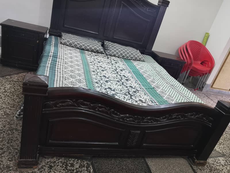 bed with side table and dressing table 2