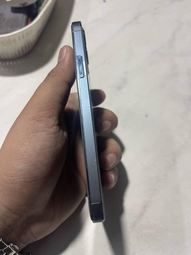 Apple iPhone 12 Pro 1
