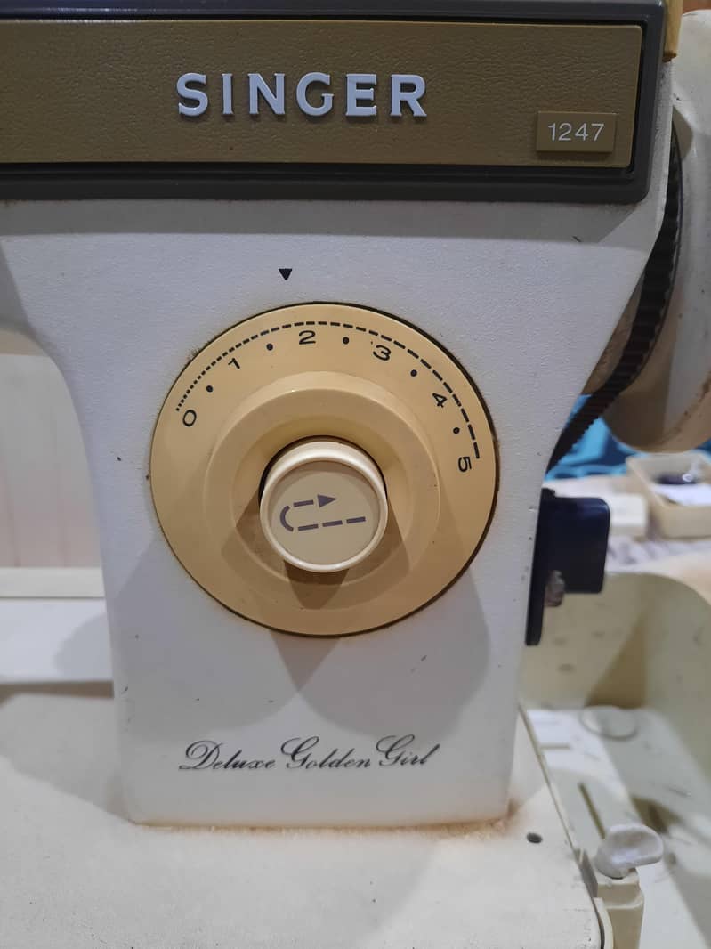 singer deluxe machine 1