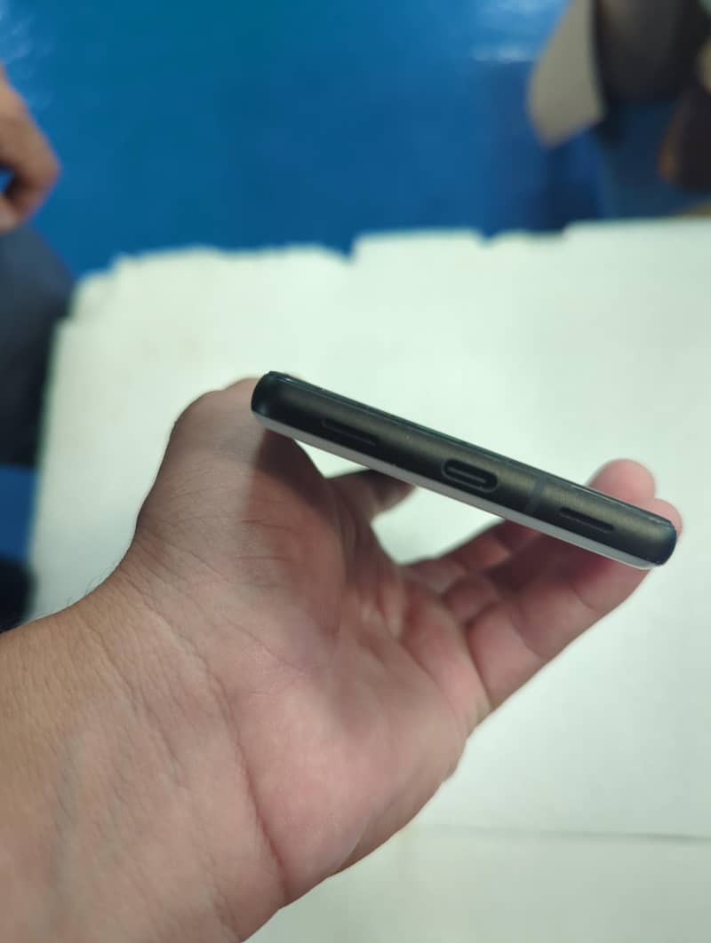 Google Pixel 6a 4