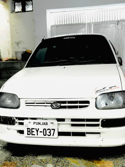 Daihatsu Cuore 2003