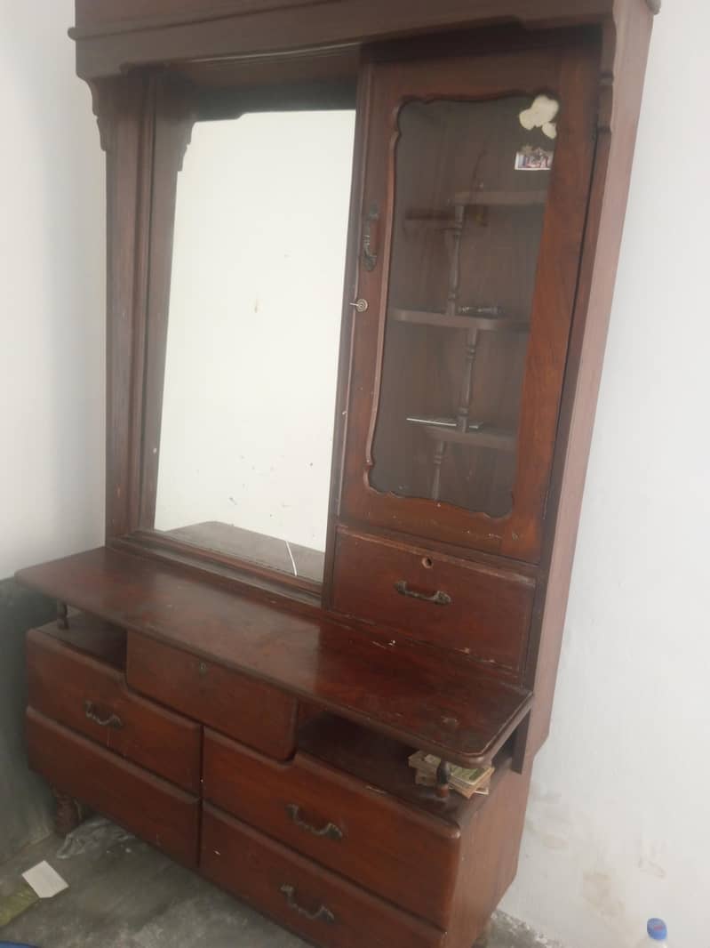Dressing table 2