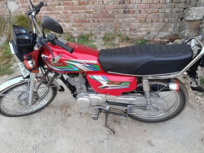 125 for sale exchange possible with CD 70+cash