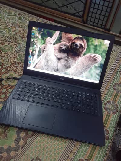 Dell Inspiron 3593 i5 10th Genration 8Gb Ram 256 SSD 1tb HDD
