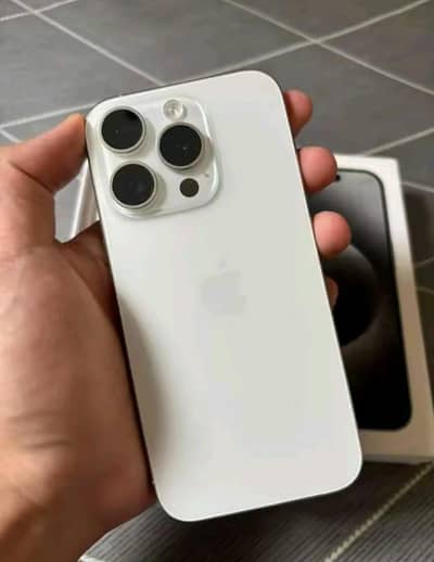 Apple iPhone 15 Pro  10/10 all ok battery health 84