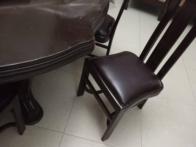 Dining table with 6 chairs 3