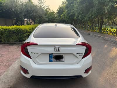 Honda Civic Oriel 1.8 I-VTEC CVT 2018