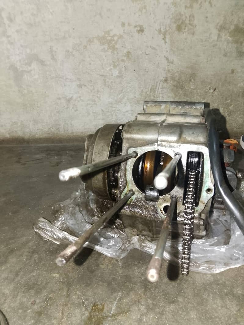 Honda CD 70 engine 0