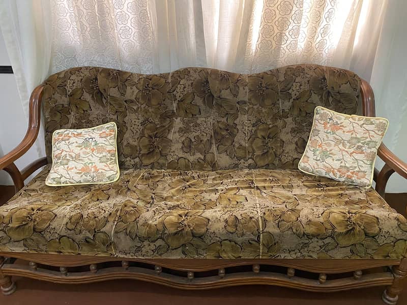 Complete Sofa Set ( 2 sets) 5