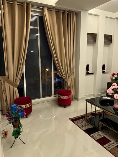 500 Square Feet Flat In Bahria Town - Johar Block For Sale