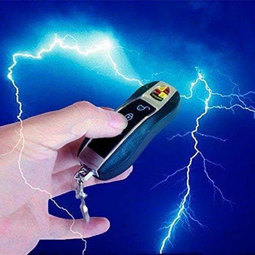 Shocking Car Key with Light and Laser Function Artificial Car Key Gag Toy Fake Car Remote Control Shock Keychain with Laser and LED Light (Multicolor)