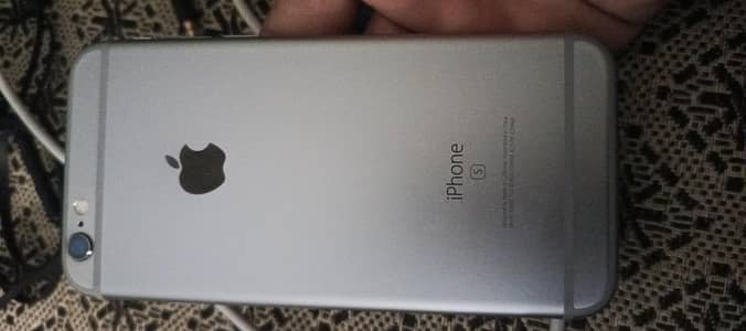 Apple iPhone 6S