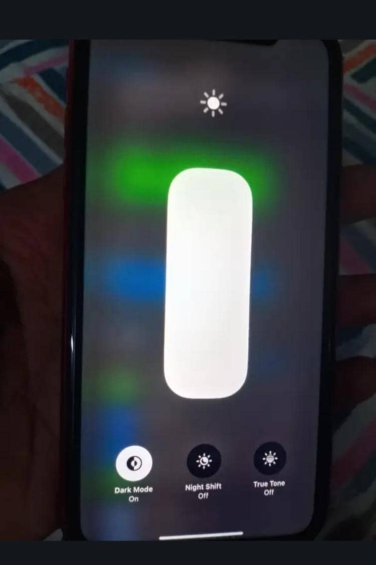 Apple iPhone 11 7