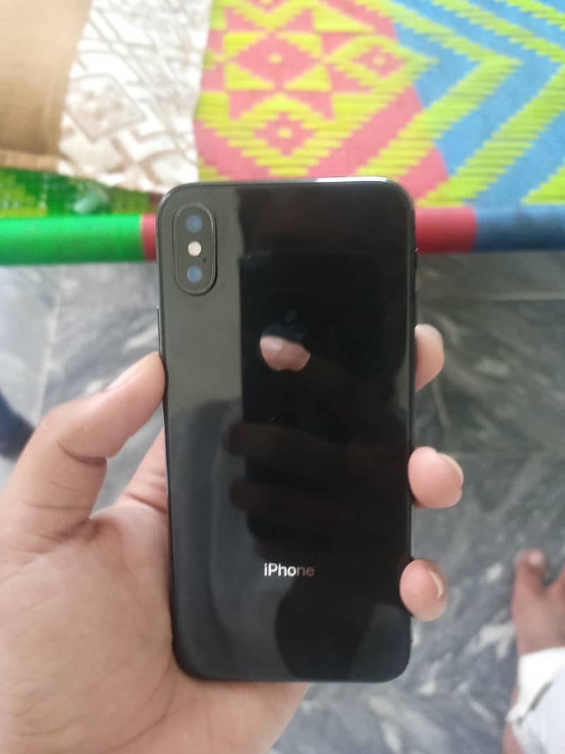 Apple iPhone X 3