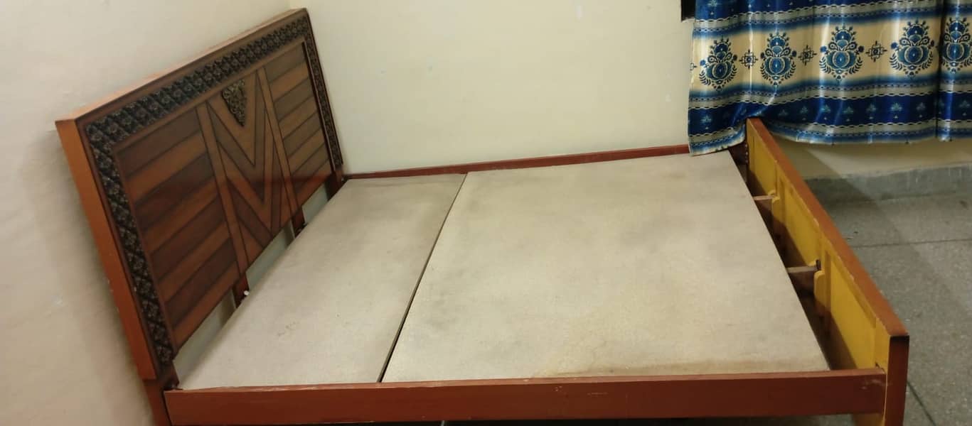 Queen Size Bed 3
