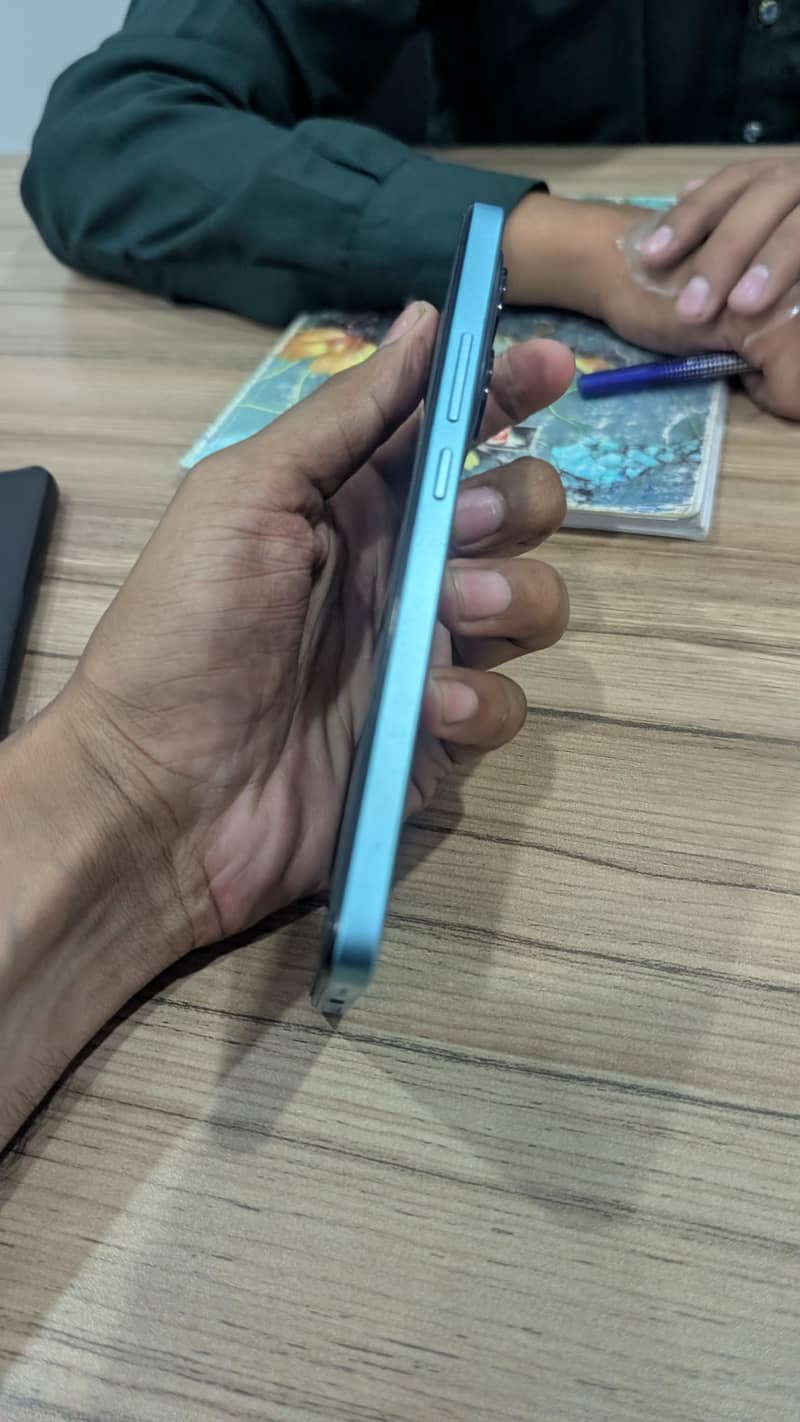 8/128 10/10 condition 9