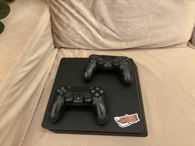 Ps4 slim 1TB (jailbroken)