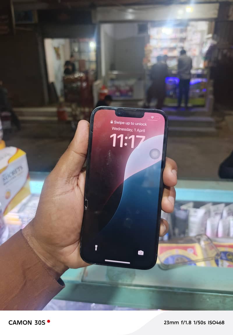 Apple iPhone 13 3