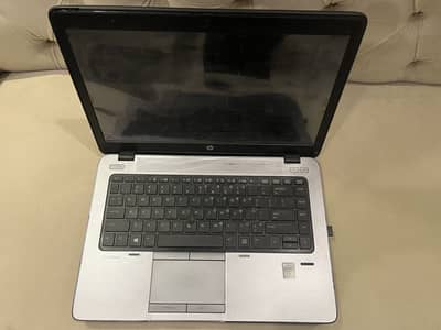HP ELITE BOOK 840
