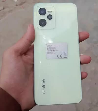 Realme C35