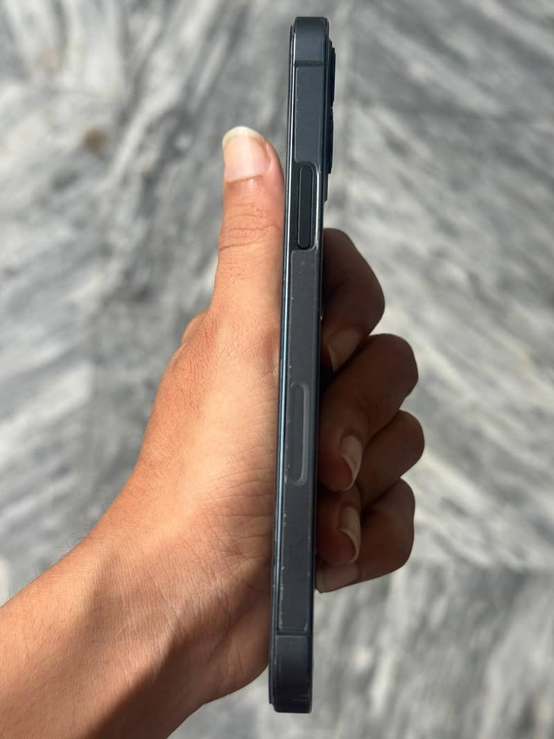 Apple iPhone 12 Pro 8