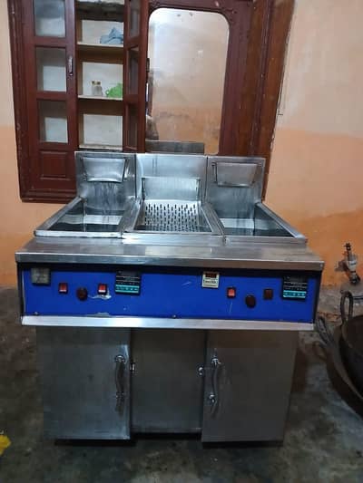 grill finger chips machine for sale Whatsapp number 03470172010