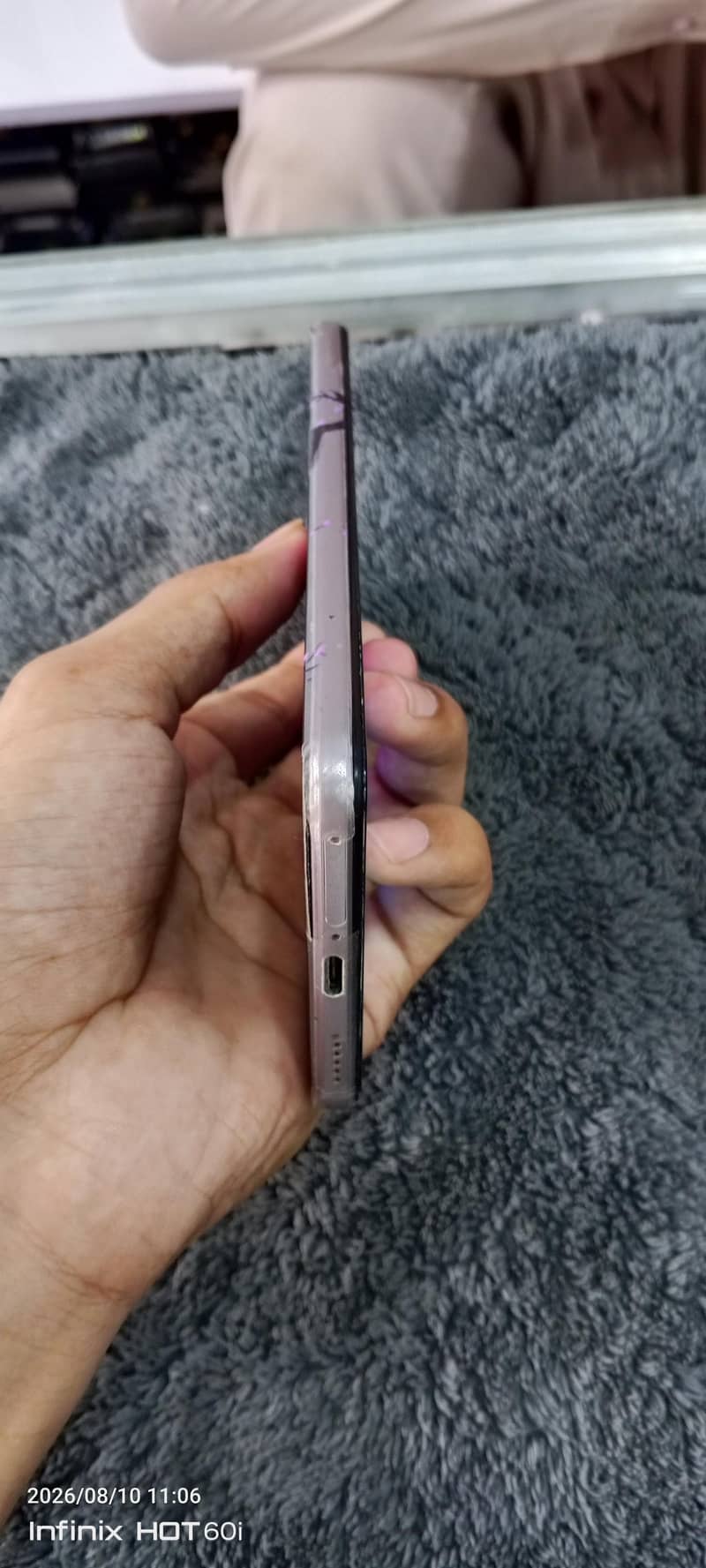 Vivo V21 3