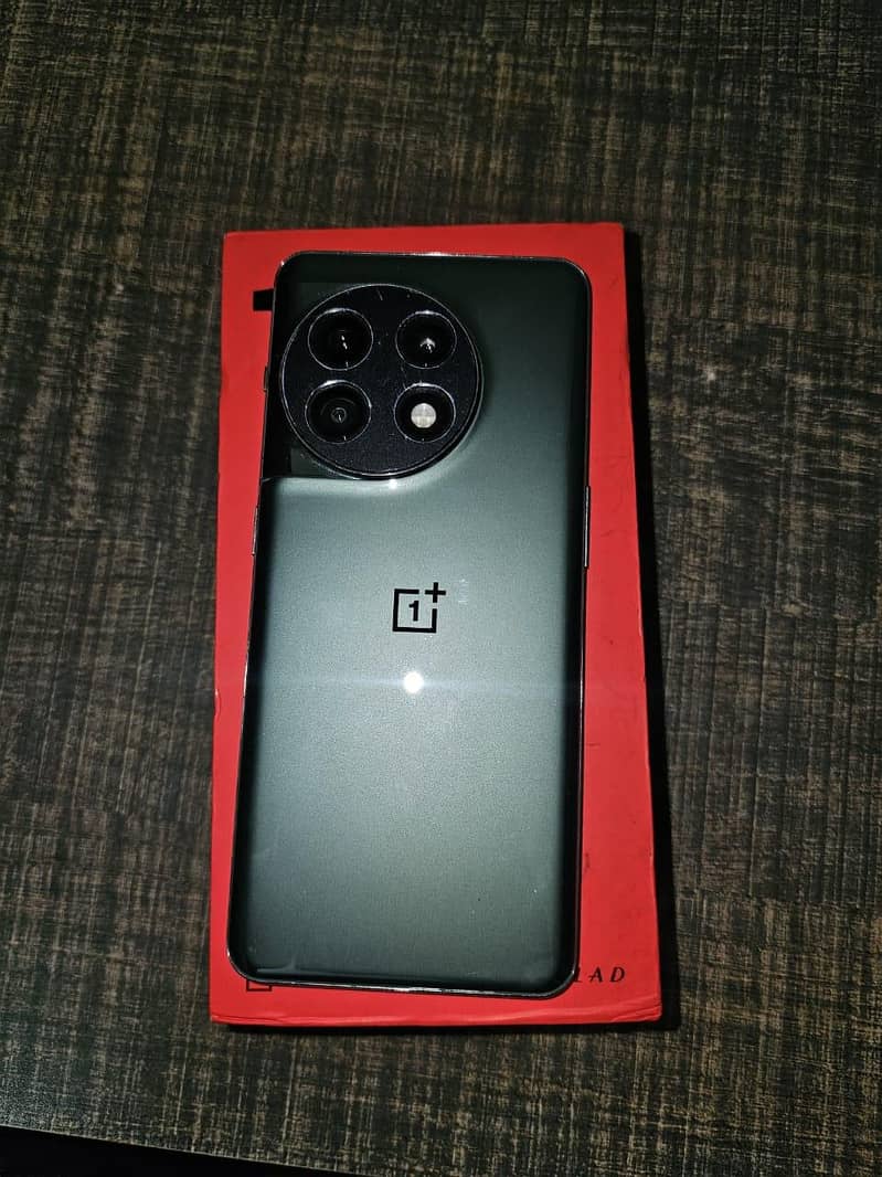 One Plus 11 6