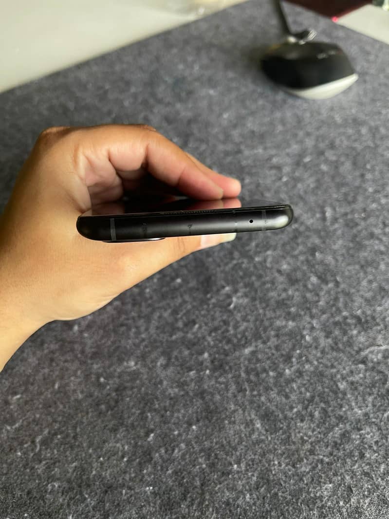 One Plus 9R 5