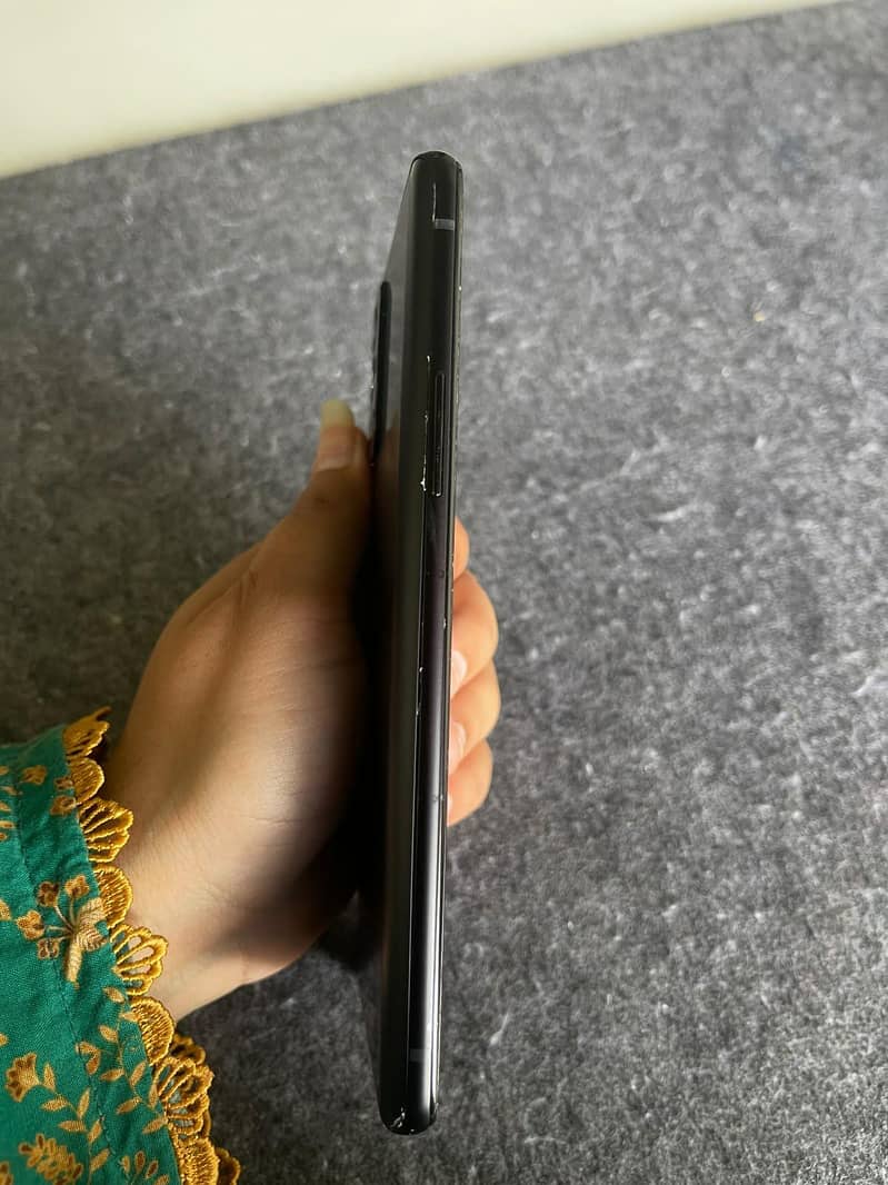 One Plus 9R 6