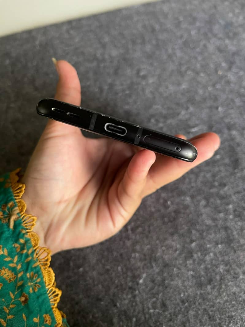 One Plus 9R 9