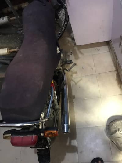 Honda bike hai 2022 model hai