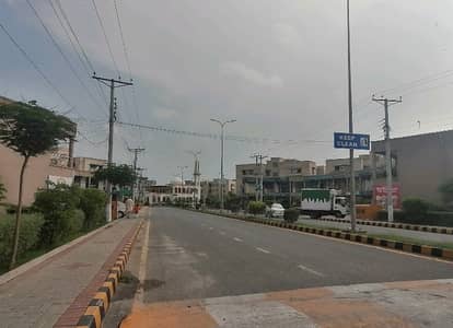 A Well Designed Flat Is Up For rent In An Ideal Location In Lahore