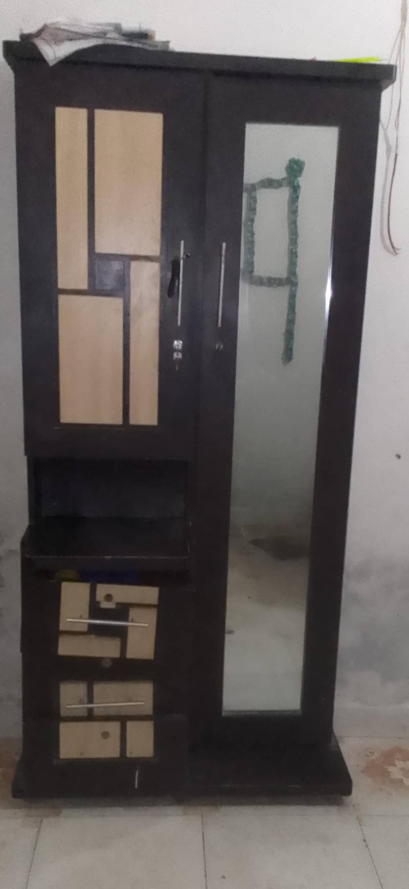 Selling Dressing Table 1