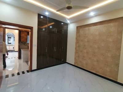3 Marla House Available In Sabzazar Scheme For sale