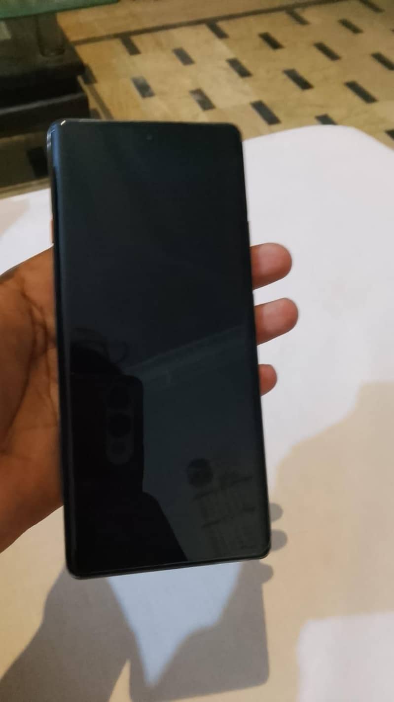 Tecno CAMON 40 6