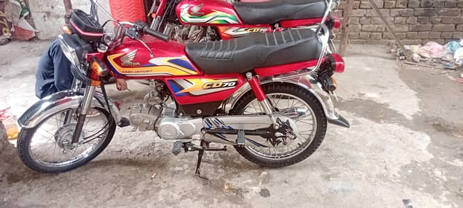 Honda CD70 and the