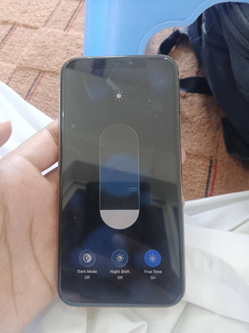 Apple iPhone 11 Pro 6
