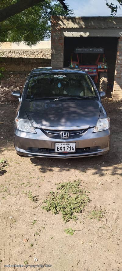 HONDA CITY IDSI 2005  URGENT SALE